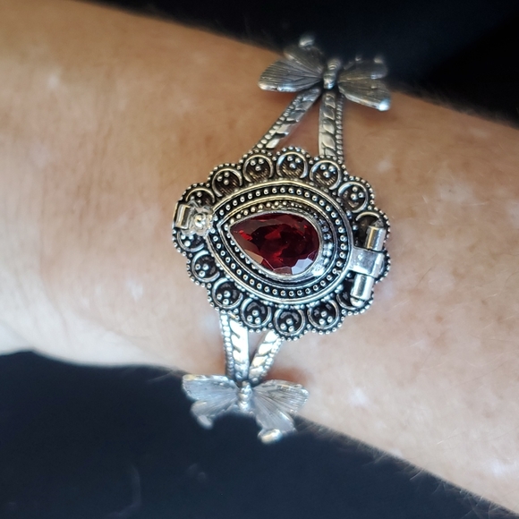New Garnet 925 Silver Butterflies Poison Cuff Bracelet. - Picture 9 of 14
